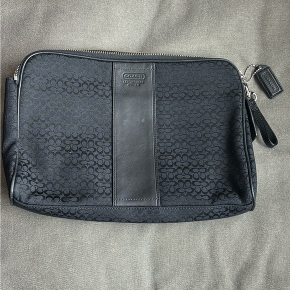 Gentler used Coach Signature makeup/laptop pouch tote clutch bag - Picture 1 of 8
